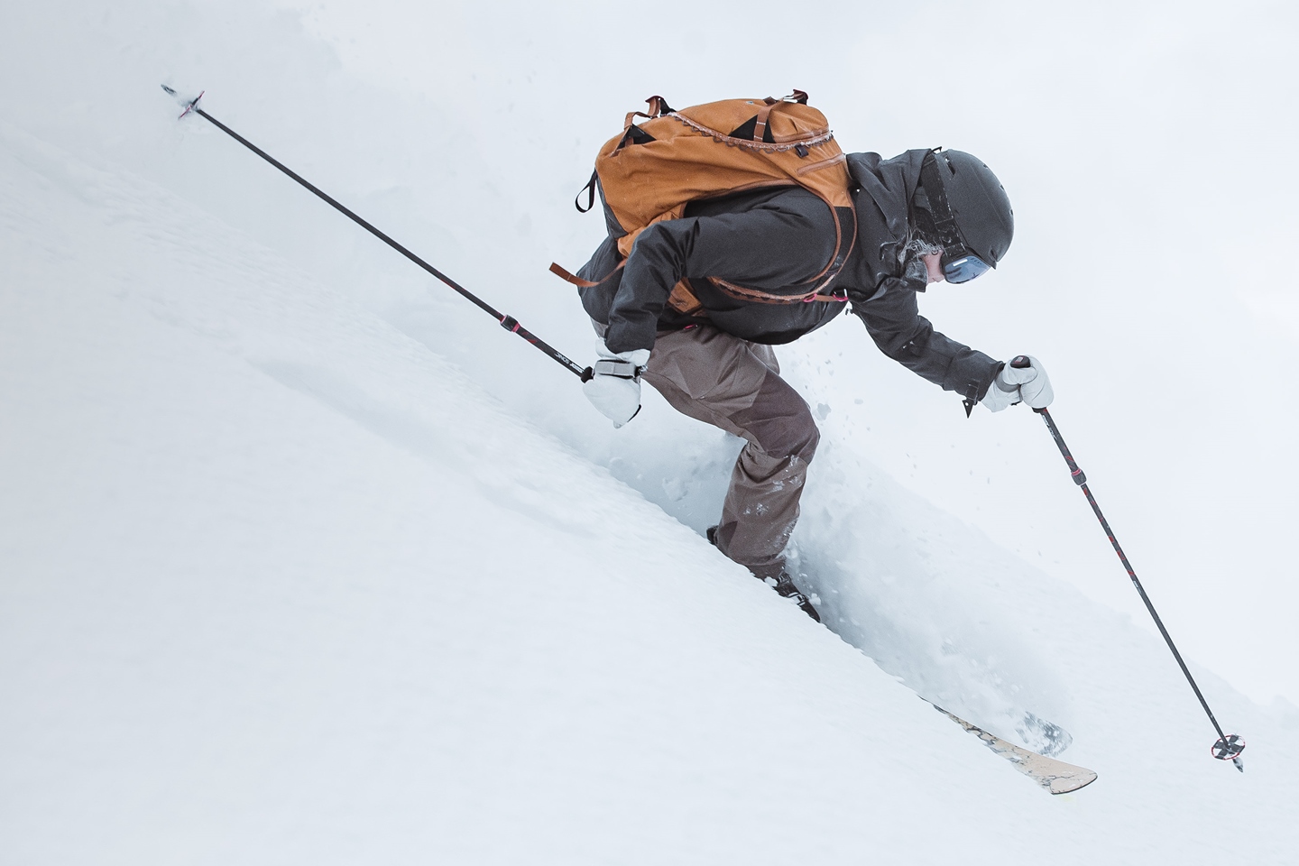 Skiing Backpacks | Shop online - Klättermusen
